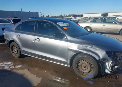 2016 Volkswagen Jetta 1.4T S z USA, uszkodzony, nr VIN 3VW267AJ7GM326325